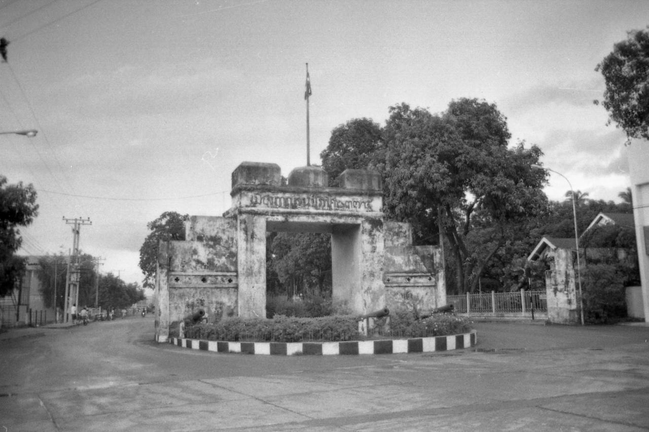 Bankaikow Hostel Kanchanaburi Exterior foto